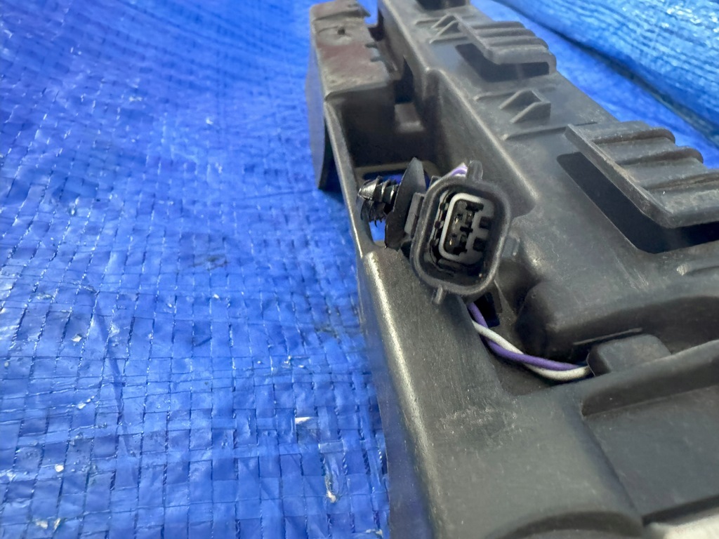 фото №8, Направляющая бампера заднего renault captur i 850425825r 285900007r