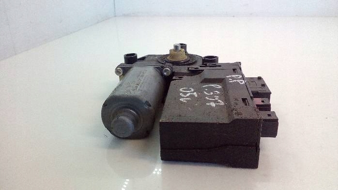 фото №7, Моторчик скло правий перед peugeot 307 9637130480