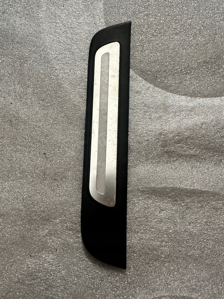 фото №1, Молдинг audi a4 b8 8k0853375.....