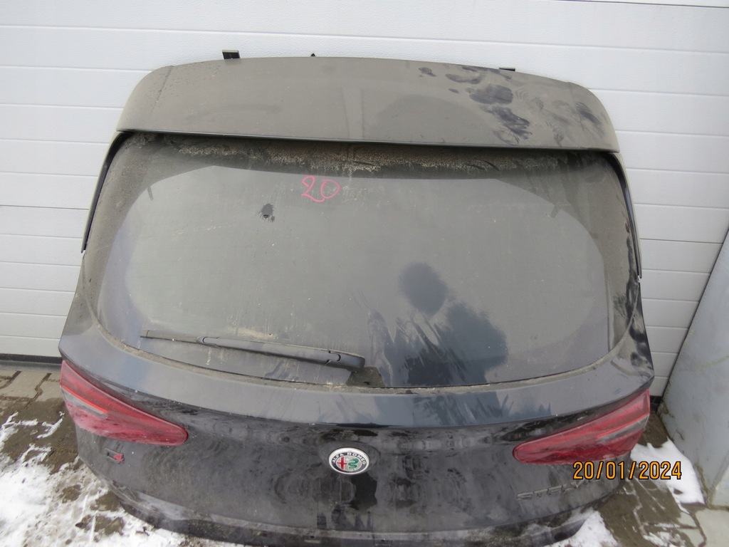 фото №2, Alfa romeo stelvio кришка багажника задня