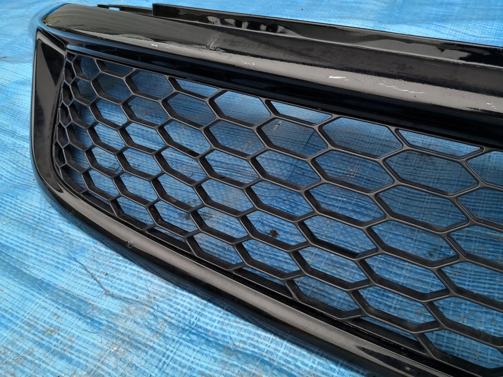 фото №7, Civic viii 8 type r решётка средняя бампер перед