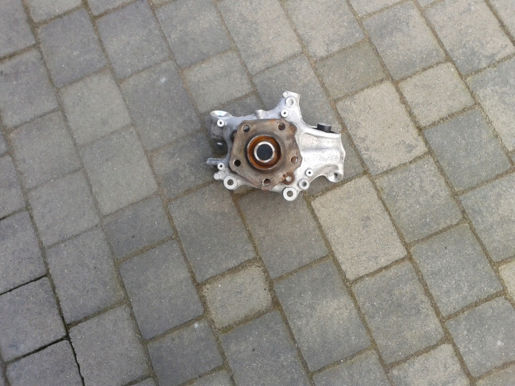 фото №1, Поворотный кулак задняя левая audi e-tron 4ke505459c