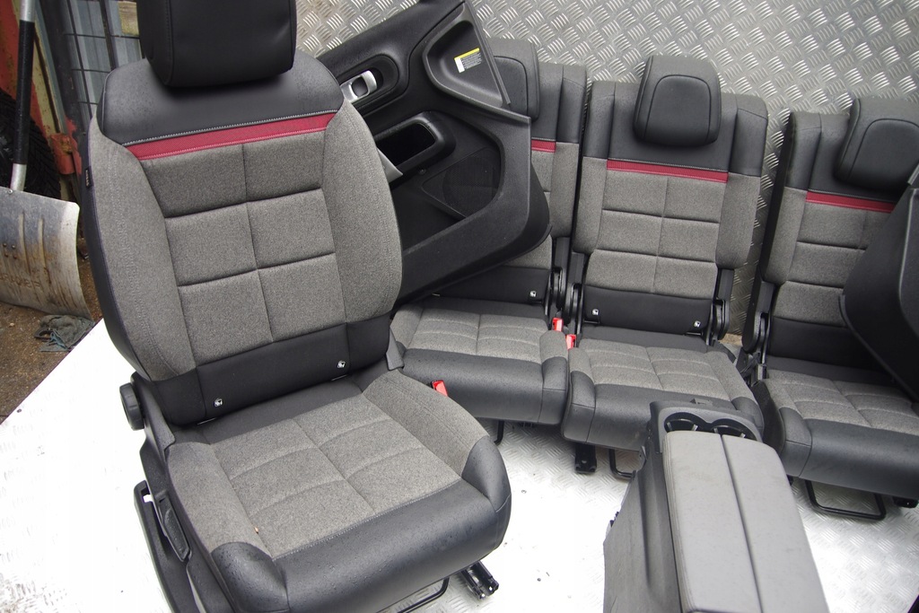 фото №5, Kompletny набор сидений + обшивки дверь с citroën c5 aircross сиденья