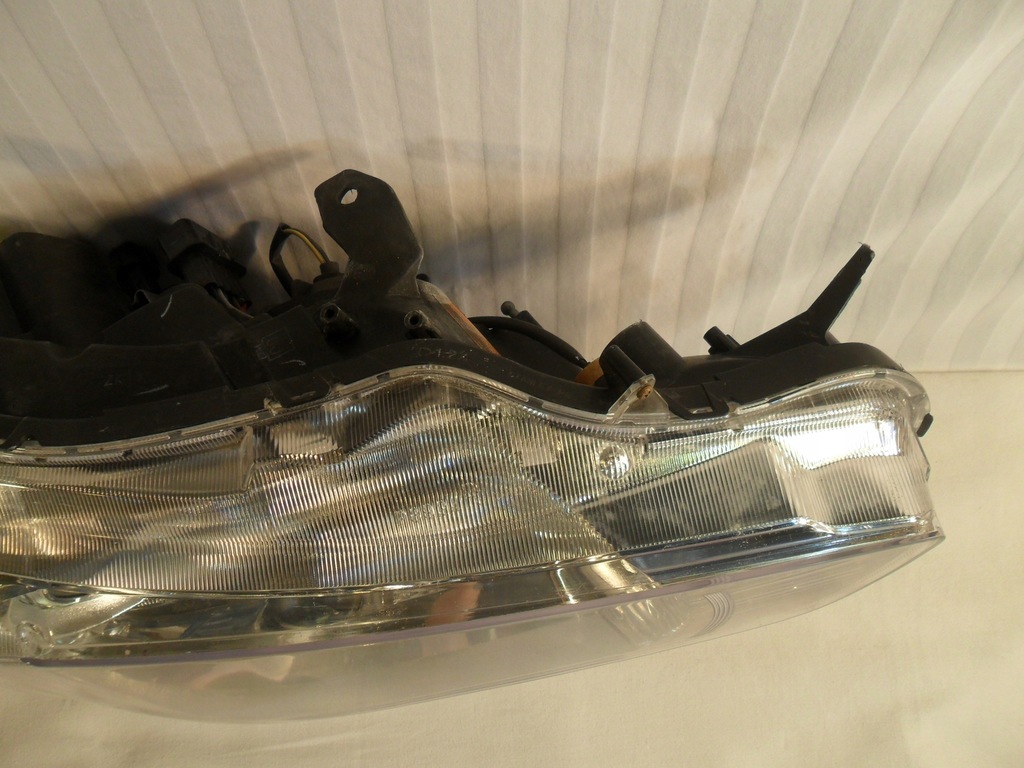 фото №14, Лампа правий перед фара ксенон eu mitsubishi outlander ii lift