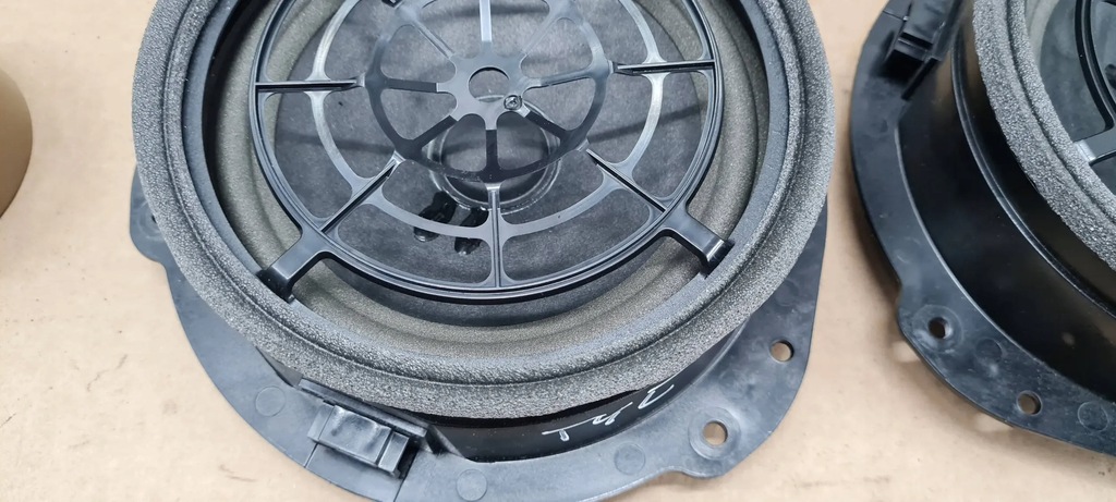 фото №5, S5 8w lift a5 динамик дверь левый правый задняя 8w5035411 a4 b9 8w s4