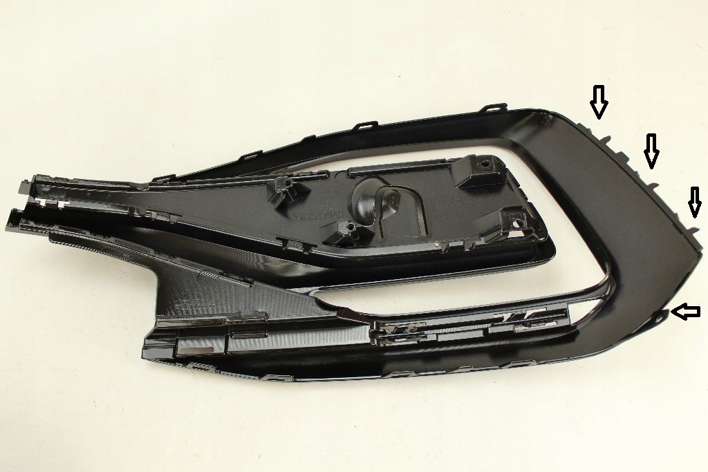 фото №8, Решітка протитуманна фара бампера vw passat b8 r-line права