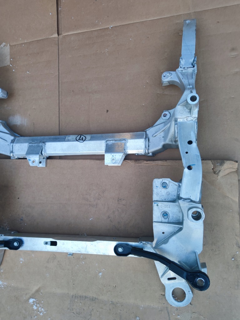 фото №4, Chevrolet camaro ss передні підрамник 2016+