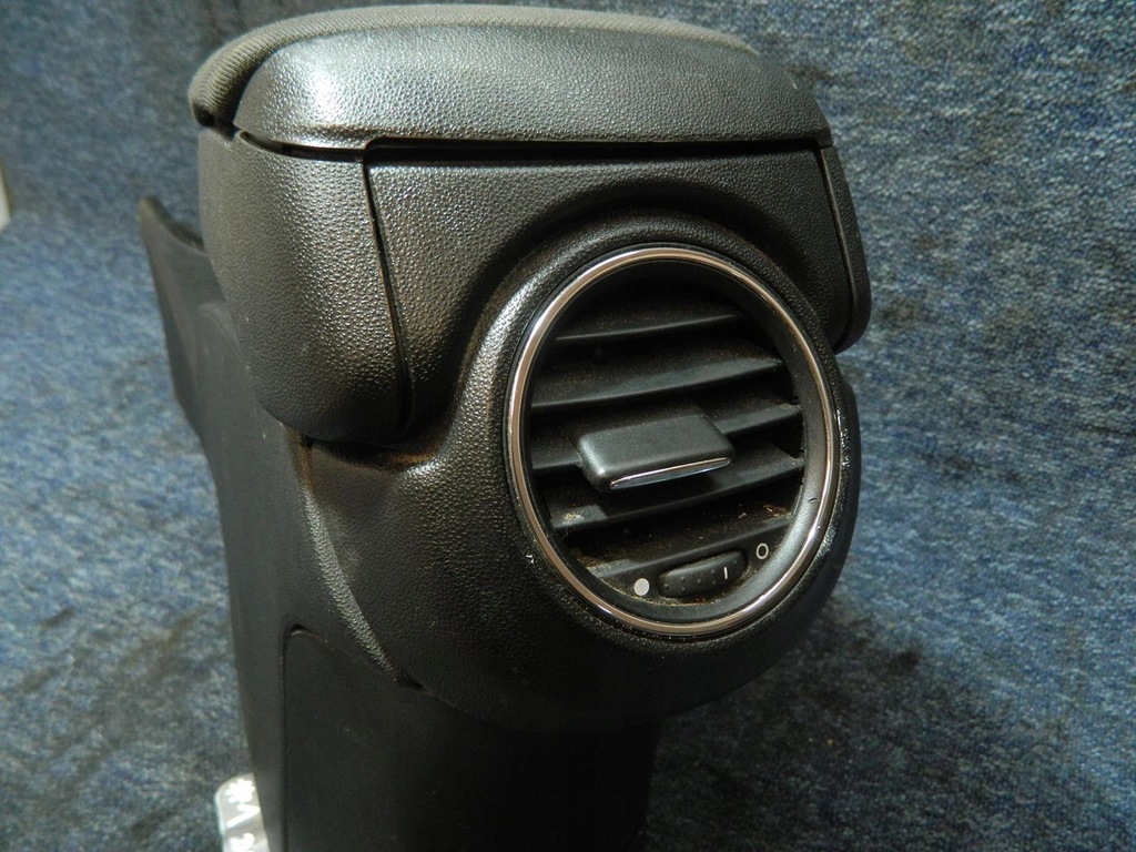 фото №10, Подлокотник туннель lancia delta 3 iii 08-14r.