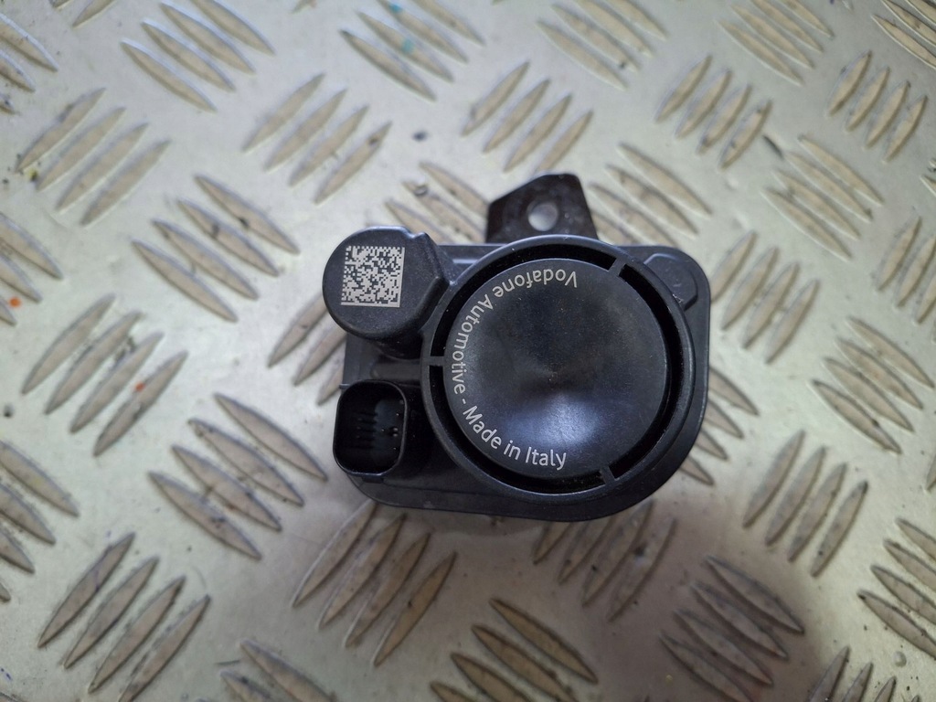 фото №1, Сирена сигналізація tesla model 3 telsa y 2017r-