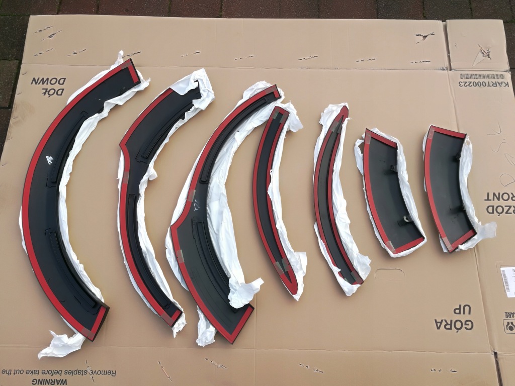 фото №1, Накладки крила перед-зад ліва-права комплект-- kia soul ii 2014