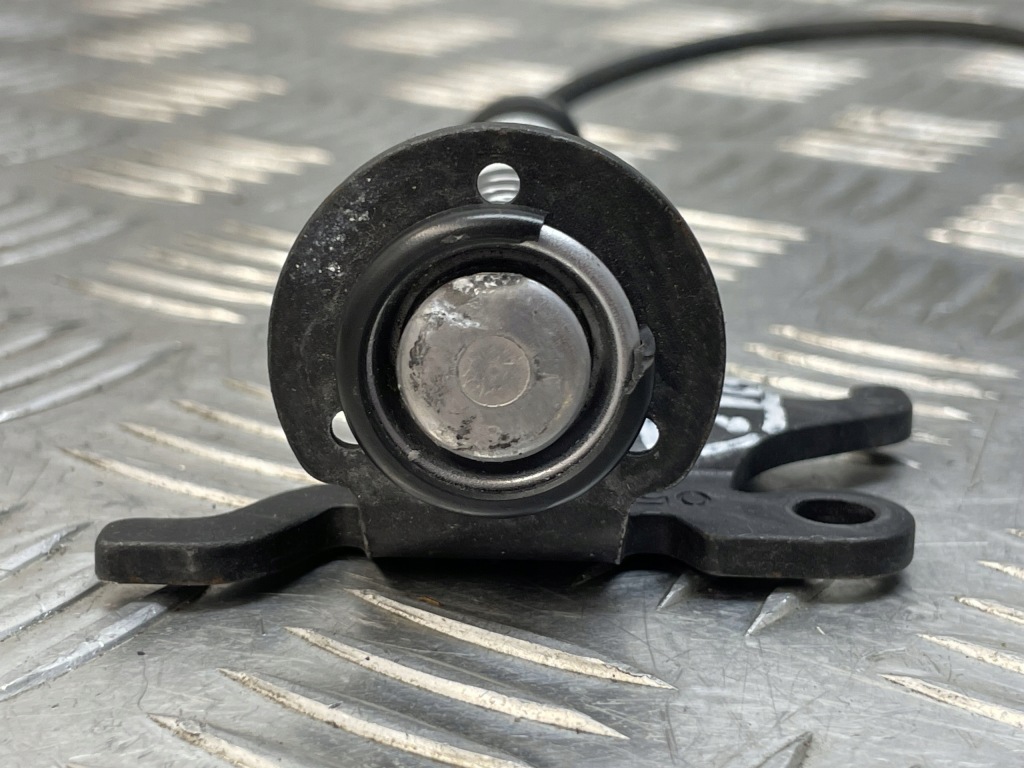 фото №12, Bmw оригінальний номер 7450943 1' f40 f70 2' f44 f74 патрон піротехнічний капот лівий