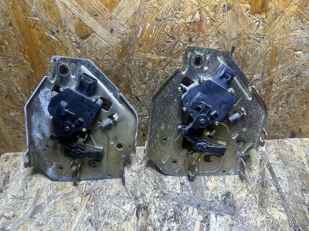 фото №4, Замок кришки багажника задня hummer h2