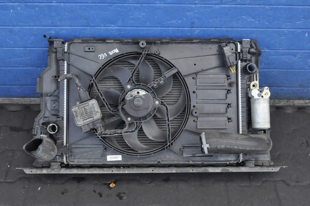 фото №1, Volvo s60 ii v60 2.0 d комплект радіатор вентилятор