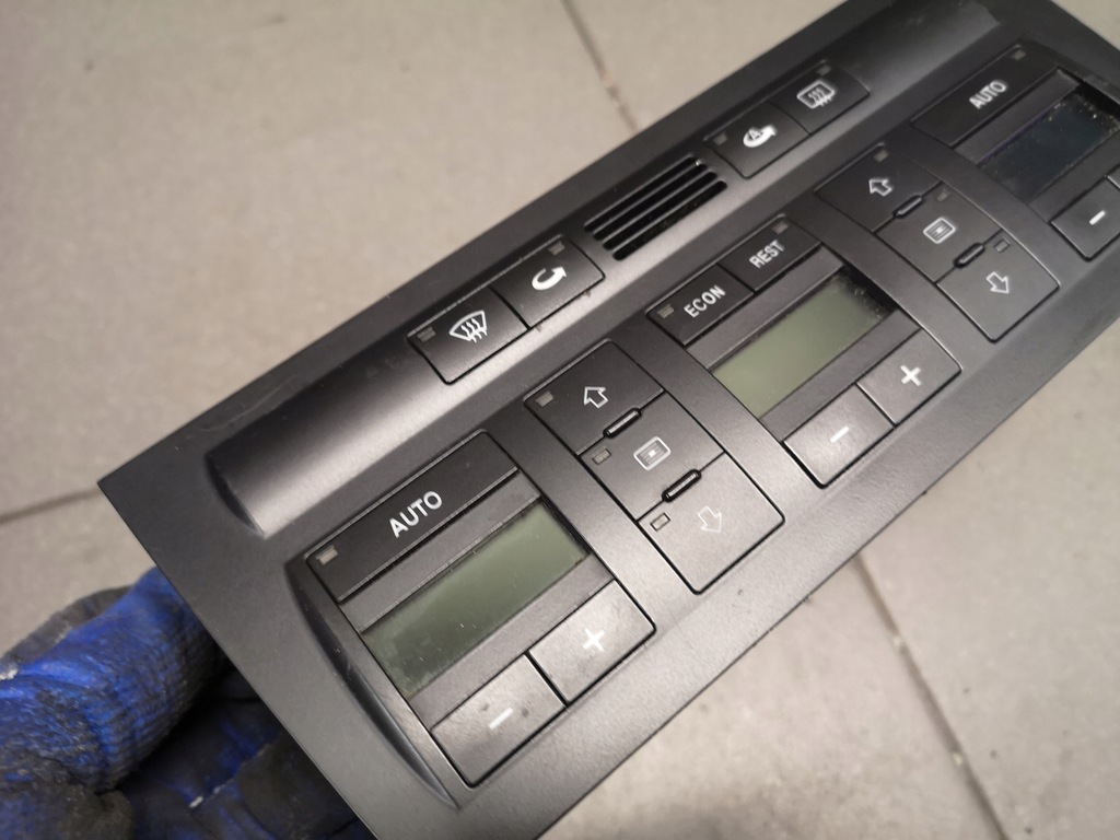 фото №6, Панель кондиционера audi a8 d2 lift 4d0820043m