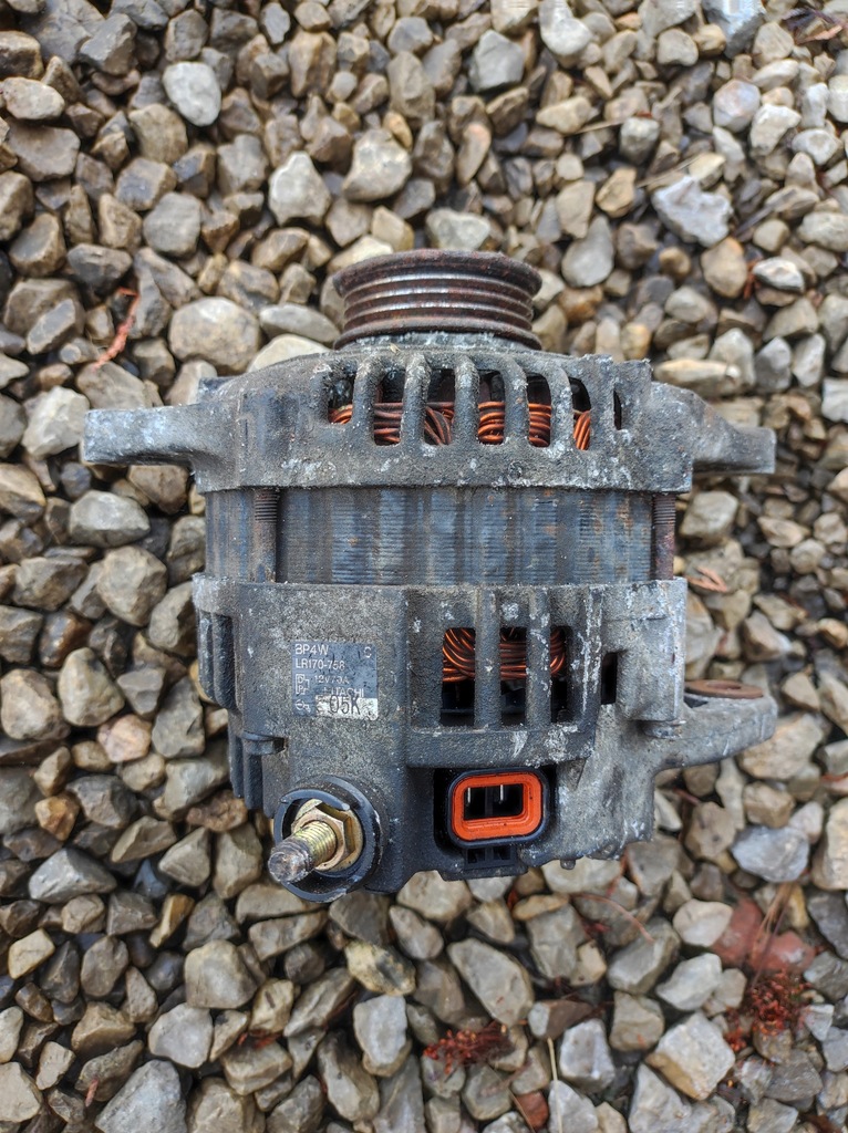 фото №1, Генератор mazda mx-5 lr170758 bp4w