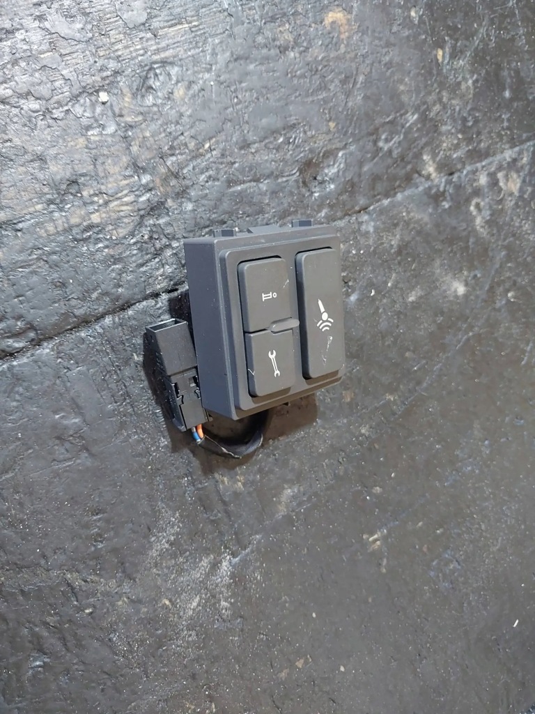 фото №6, Кнопки эксплуатации телефона volkswagen golf vi 3c0035624