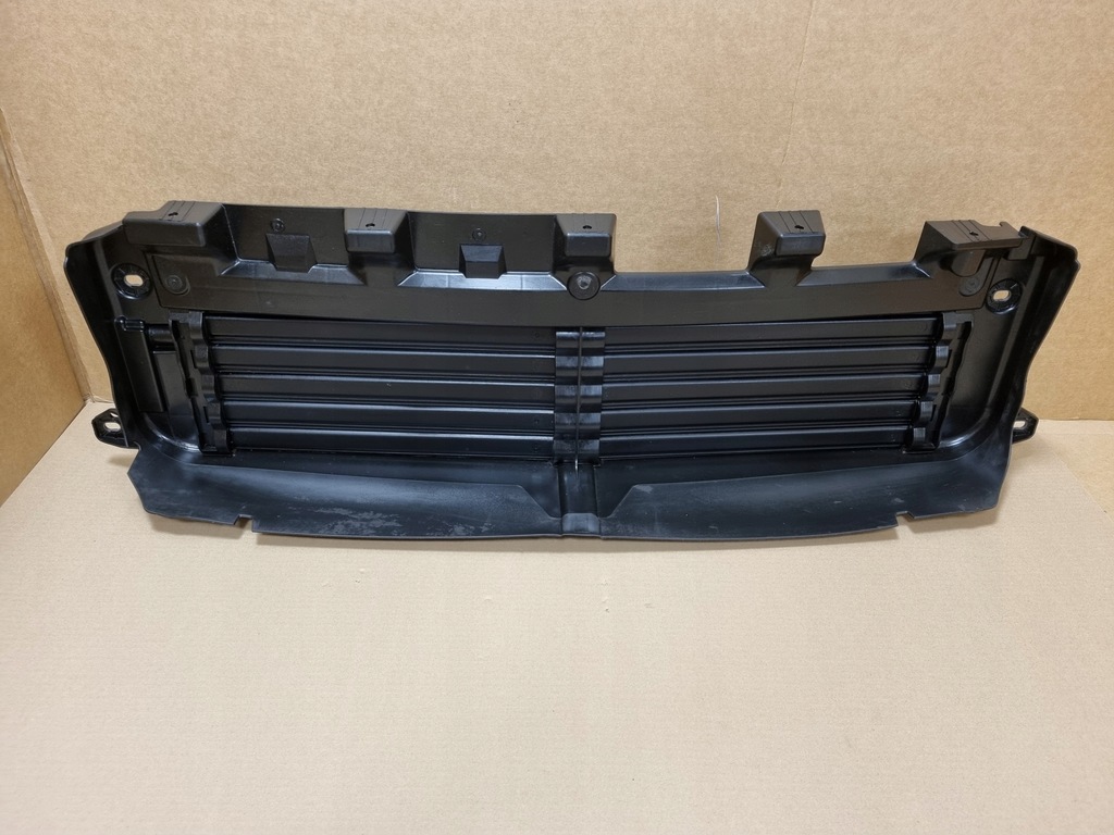 фото №1, Volvo xc40 жалюзі шторка повітря верхній 31455415