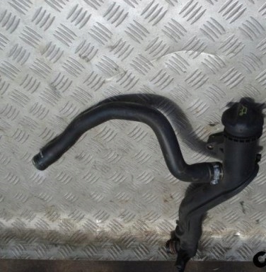 фото №1, Volvo s40 v50 2.0d 04-07 заливна горловина оливи трубка