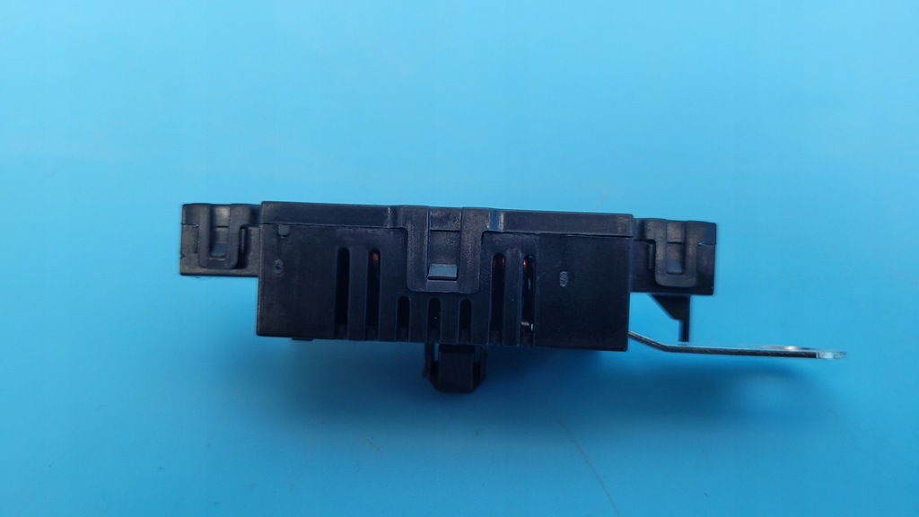 фото №9, Opel astra l vi gse 23r усилитель антенны 9833137780