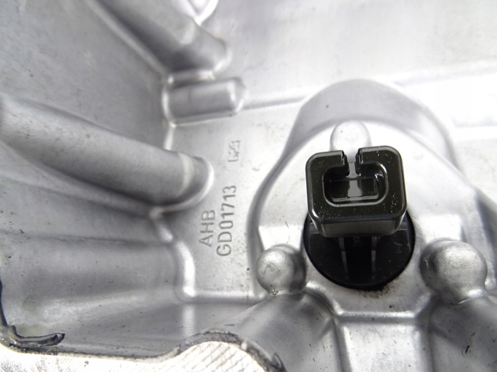 Vw seat skoda піддон масляна 1.6 tdi 04l103603 Ціна