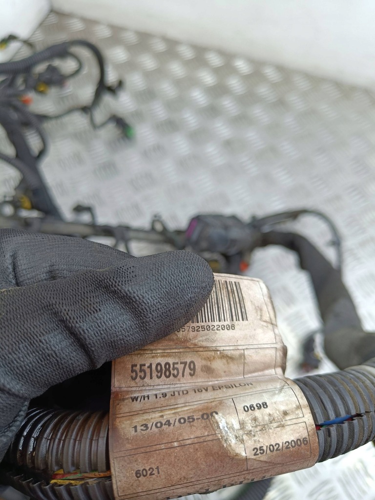 фото №5, Opel signum 2006 жгут трубопровод двигателя