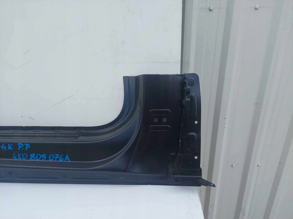 фото №5, Audi a6 c8 4k поріг правий обшивка nowe оригінальний номер