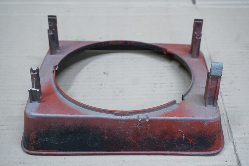 фото №8, Suzuki samurai рамка корпус лампы правый перед решётка радиатора решётка радиатора 410 413