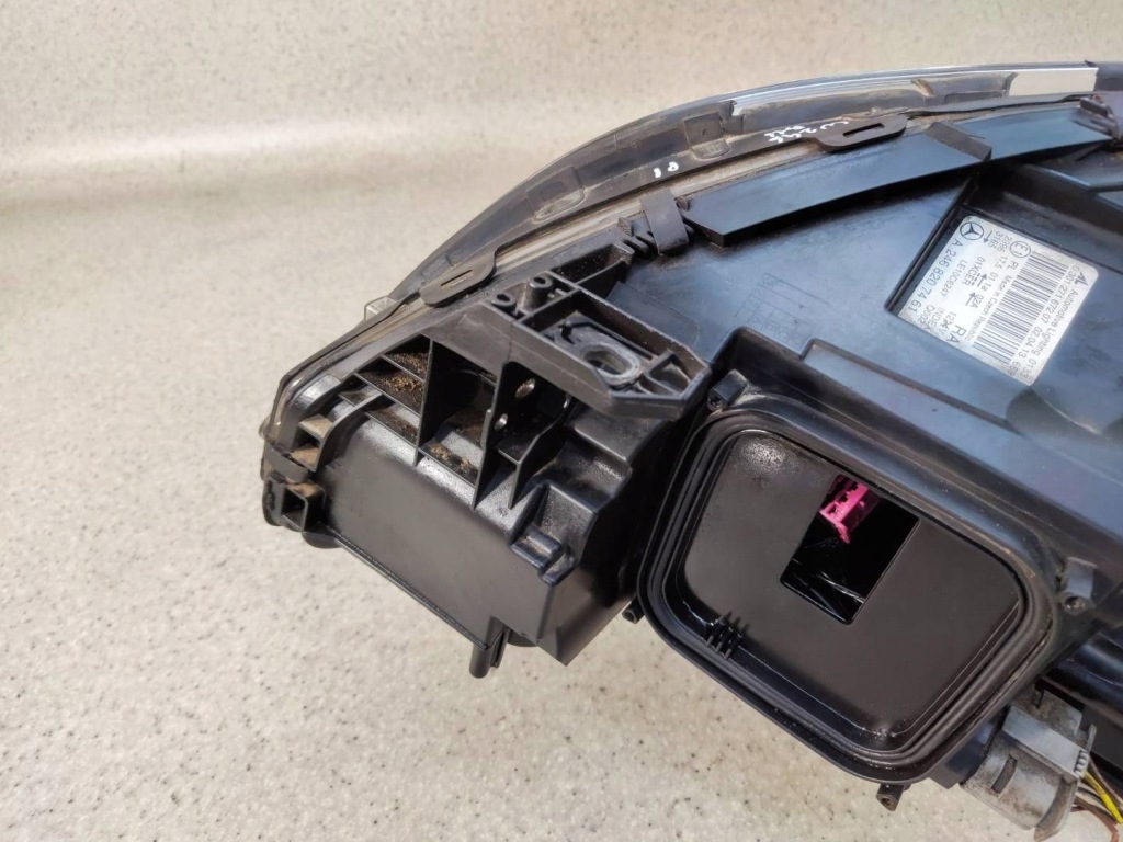 фото №6, Лампа права правий перед bi-xenon a2468207461 mercedes w246 b-klasa