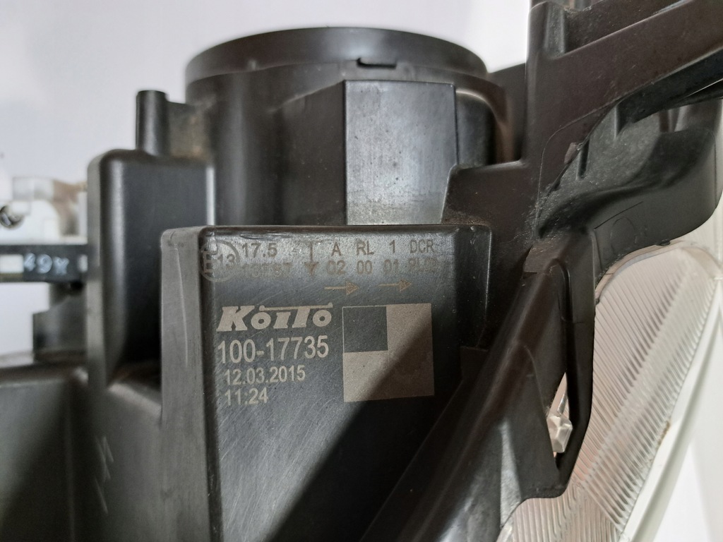 фото №9, Suzuki sx4 s cross ксенон лампа перед левая 100-17735 оригинал europa