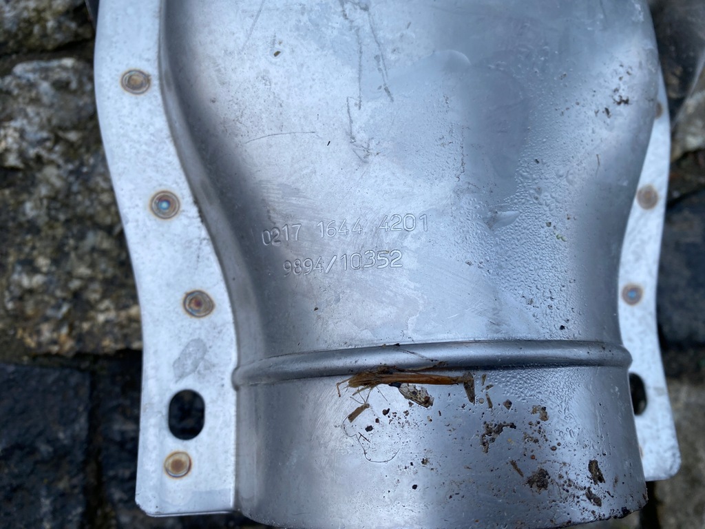 фото №10, Mercedes 156 gla гасник наконечник вихлоп ліва задня 1564900127 оригінал