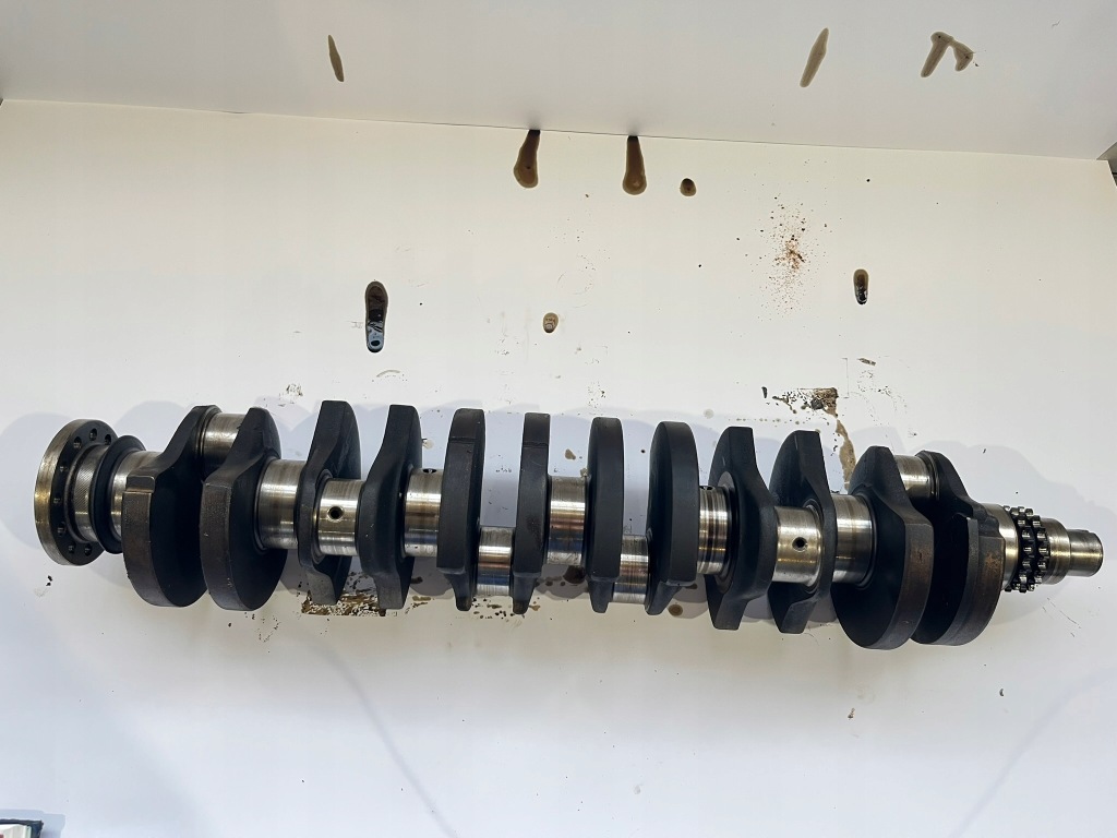 Купить Wał коленчатый mercedes w w126 w123 r107 280