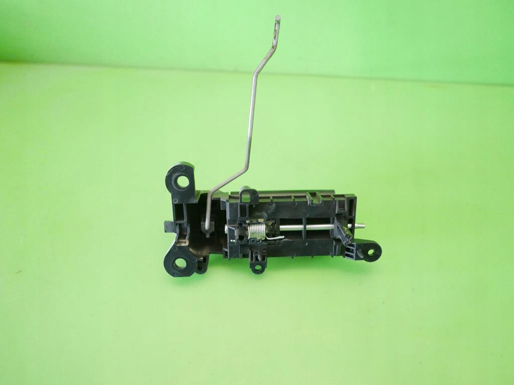 фото №4, Ручка внутренняя левая задняя задняя mazda 5 i cr 05-