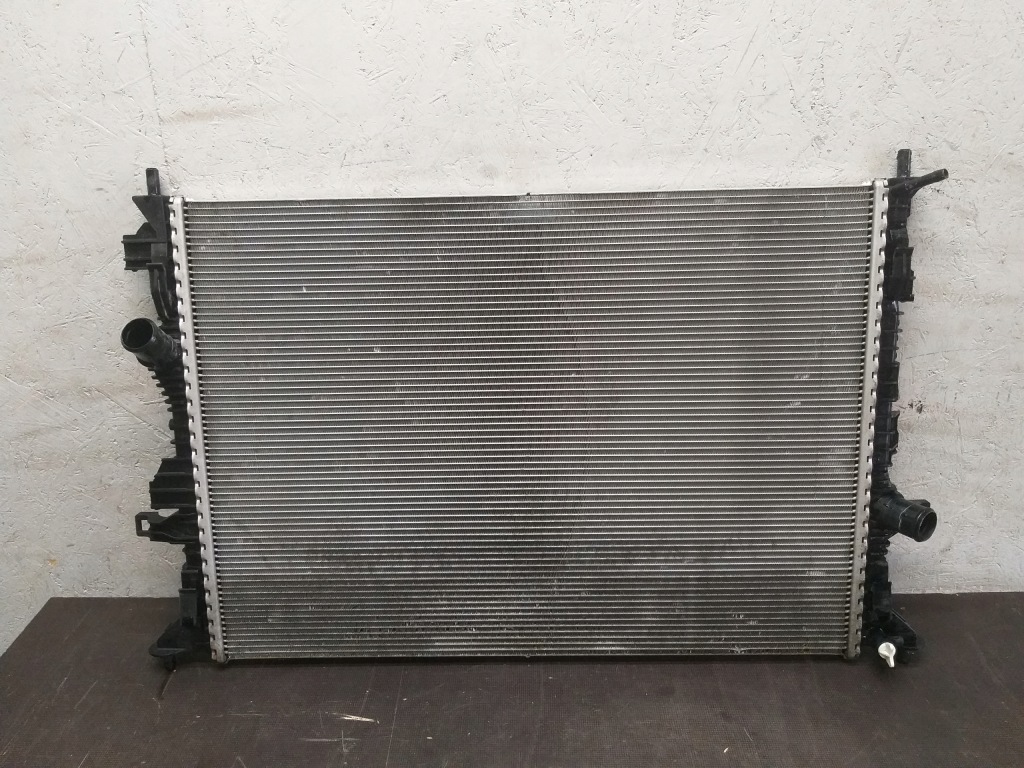 Купить Радиатор воды ford focus mk4