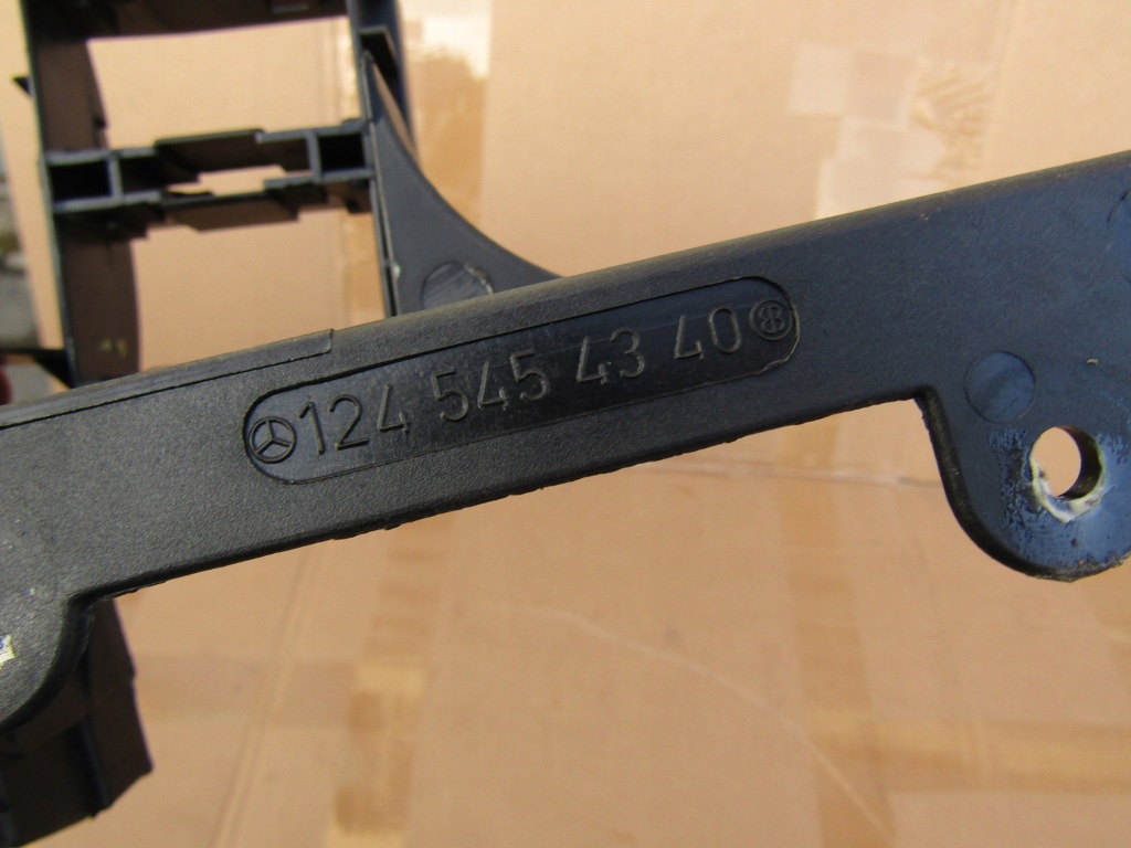 1 mercedes w124 реле кронштейн кронштейн зачіп Київ