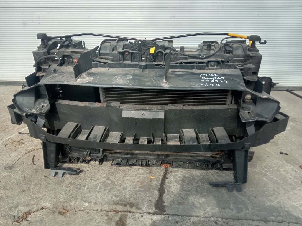 Ford fiesta mk8 капот ремень радиатор бампер перед Оригинал