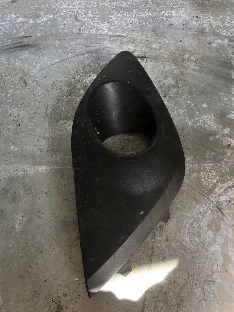 фото №1, Решітка протитуманної фари права scenic iii 261520001r