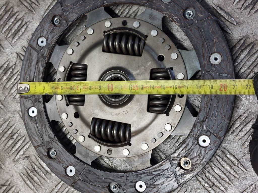 фото №8, Сцепление диск + прижим ford fusion i 1.6 16v