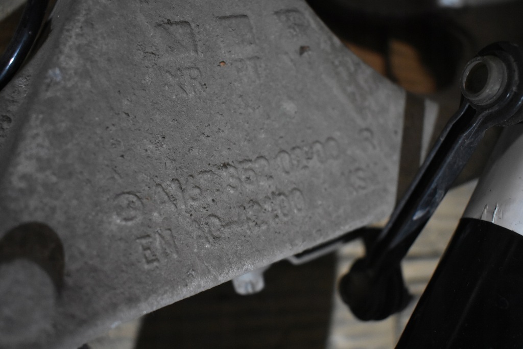 фото №7, Idealne підвіска задні праве + привідний вал mercedes w167 1