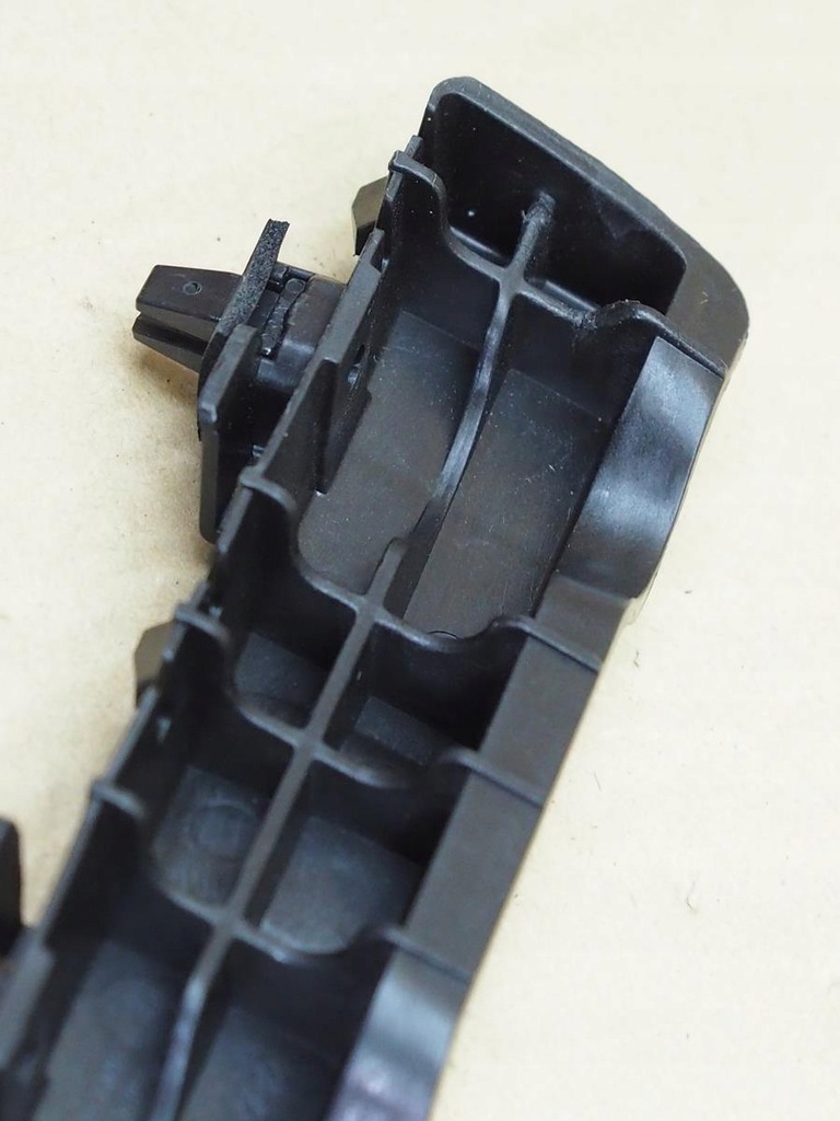 фото №14, Направляющая бампера левый задняя hyundai i10 86615-b9500