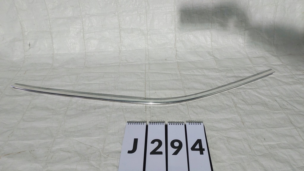 Купить Bmw f15 молдинг дверь правый перед