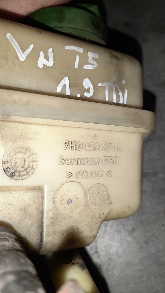 фото №5, Бачок жидкость усилителя 7h0422371a vw t5 1.9 tdi