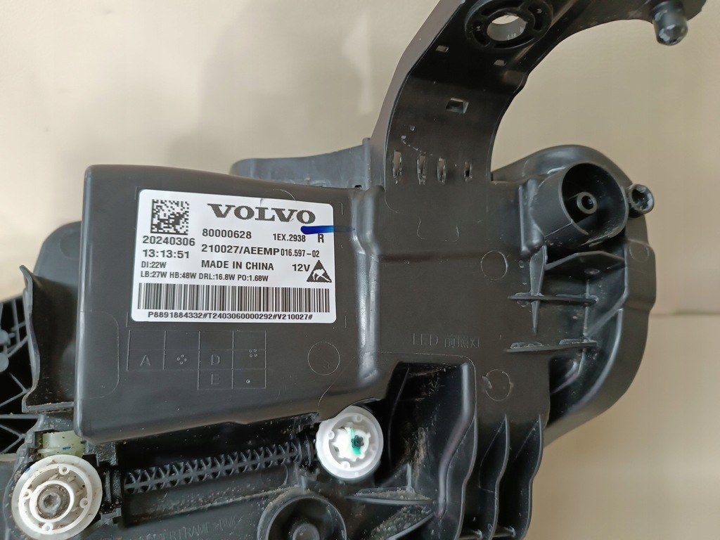 фото №13, Volvo ex30 фара лампа права передня 80000628 1ex2938 vxc