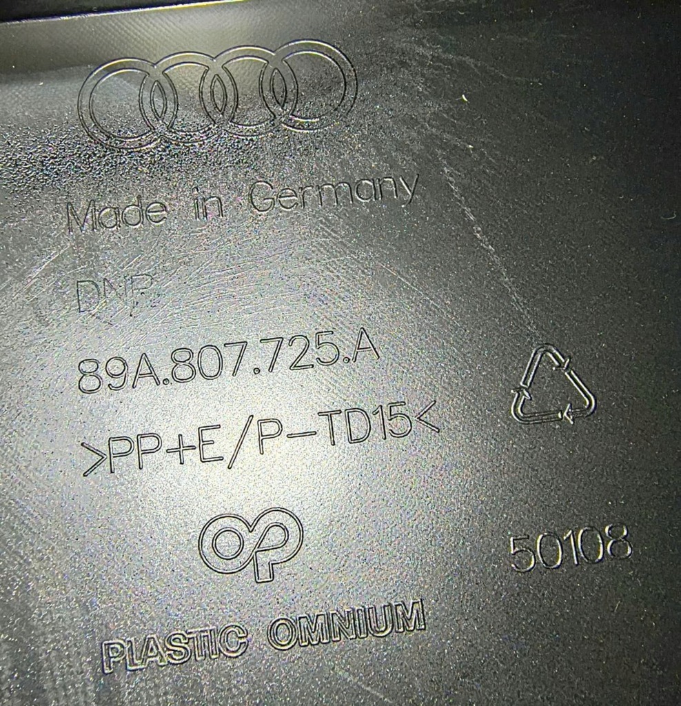 фото №8, Audi q4 sportback e-tron решітка радіатора решітка радіатора молдинг бампер основа емблема logo