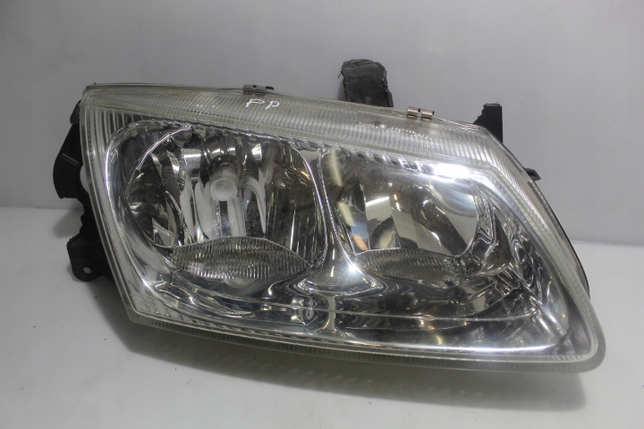 фото №1, Лампа правая передняя nissan almera n16