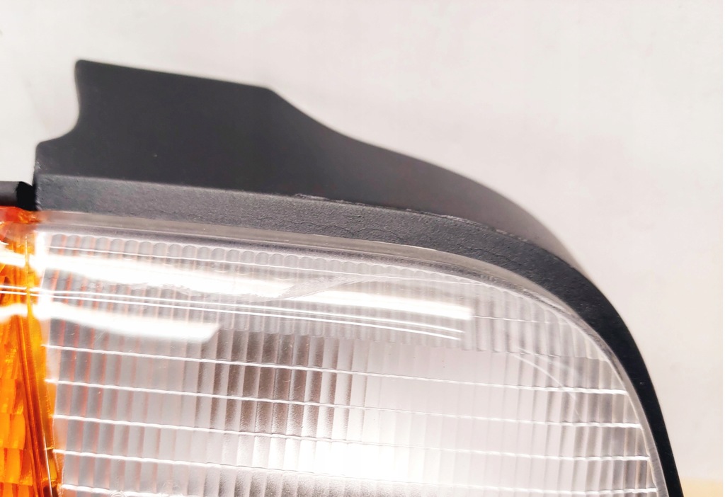 фото №7, Оригинал bmw лампа задняя левая 1387381t bmw 3 e36