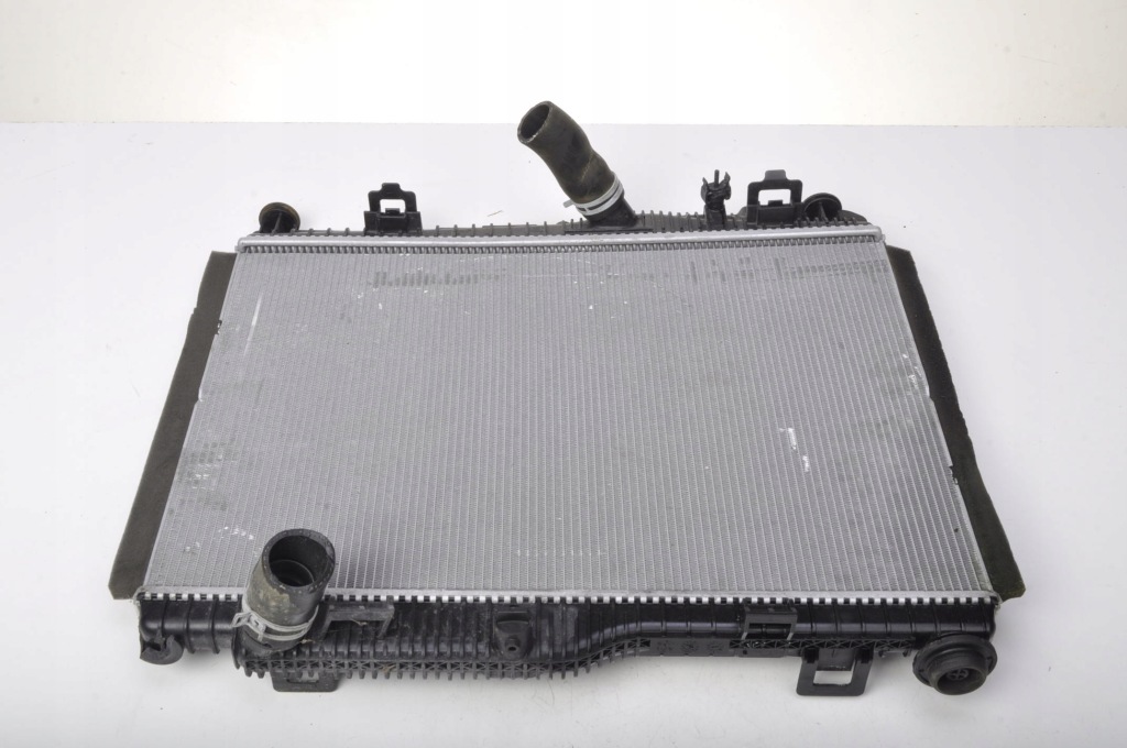 Ford fiesta mk8 1.0 радиатор воды h1bg-8005-cd Киев