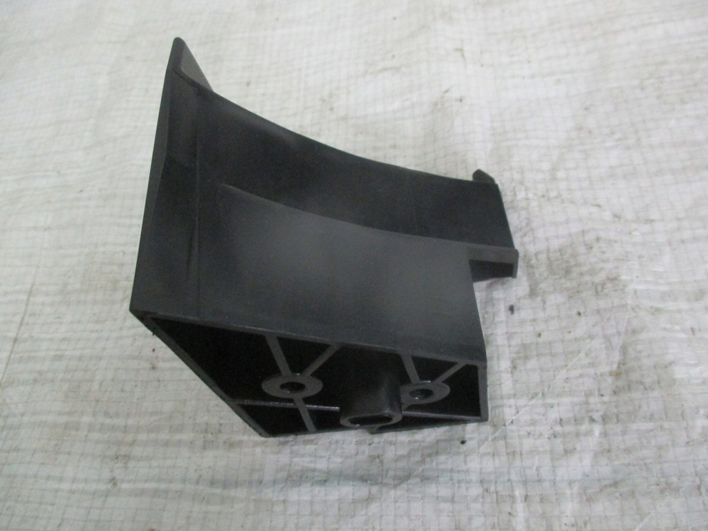 фото №1, Vw passat b6 направляющая поперечина правый задняя 3c9857782