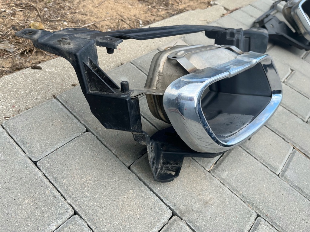 фото №6, Наконечник выхлоп правая + кронштейн направляющая bmw x5 g05 m-pakiet 8074190-04