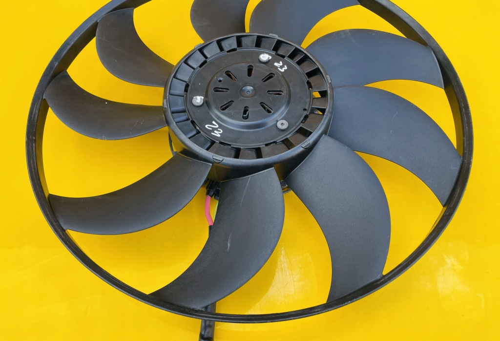 Двигатель вентилятора радиатора bmw 750i f01 f02 n63b44a 7575564 с Разборки