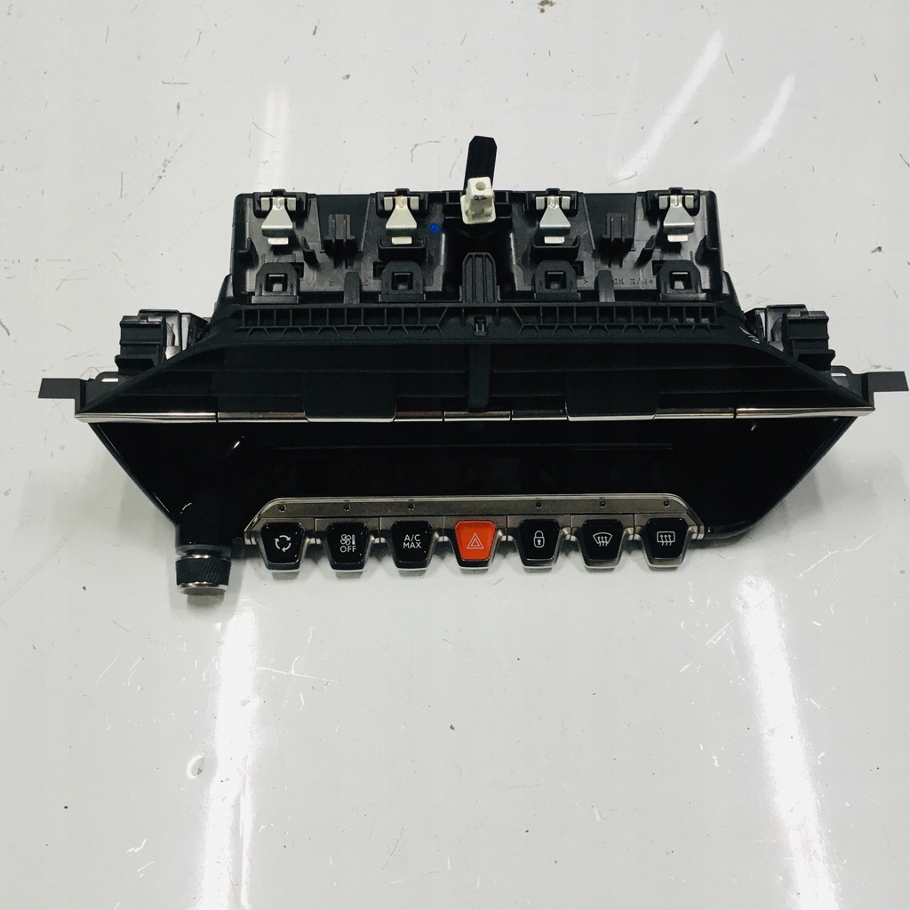 фото №1, Панель переключателей peugeot 2008 ii 9823457080